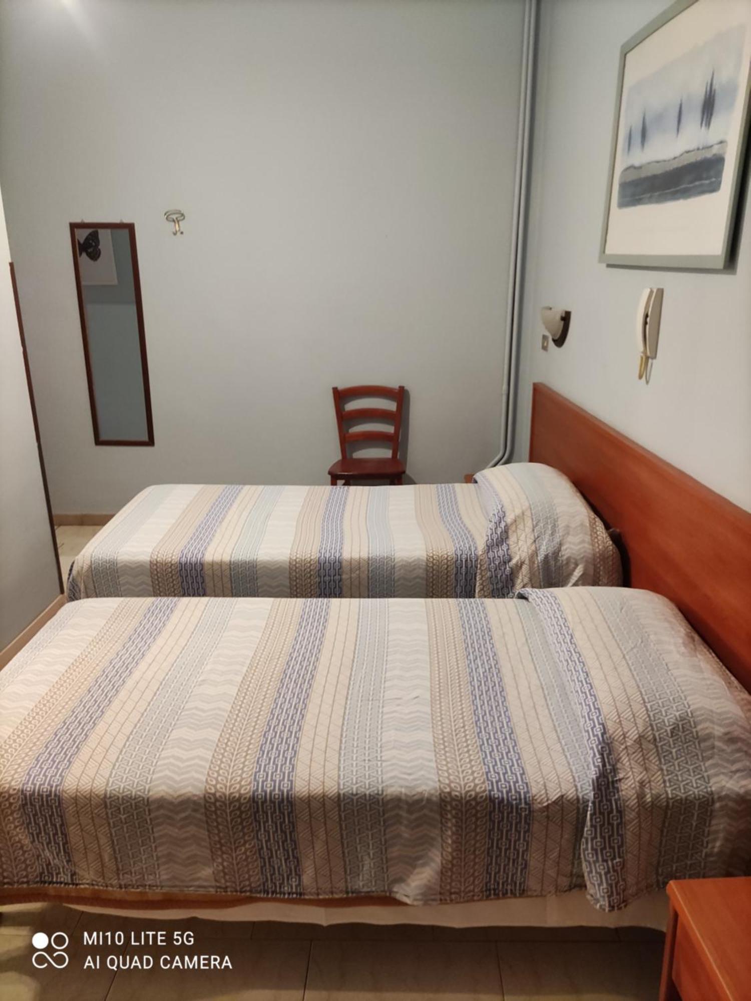 Hostal D'Annunzio House سيسانو بوسكون المظهر الخارجي الصورة
