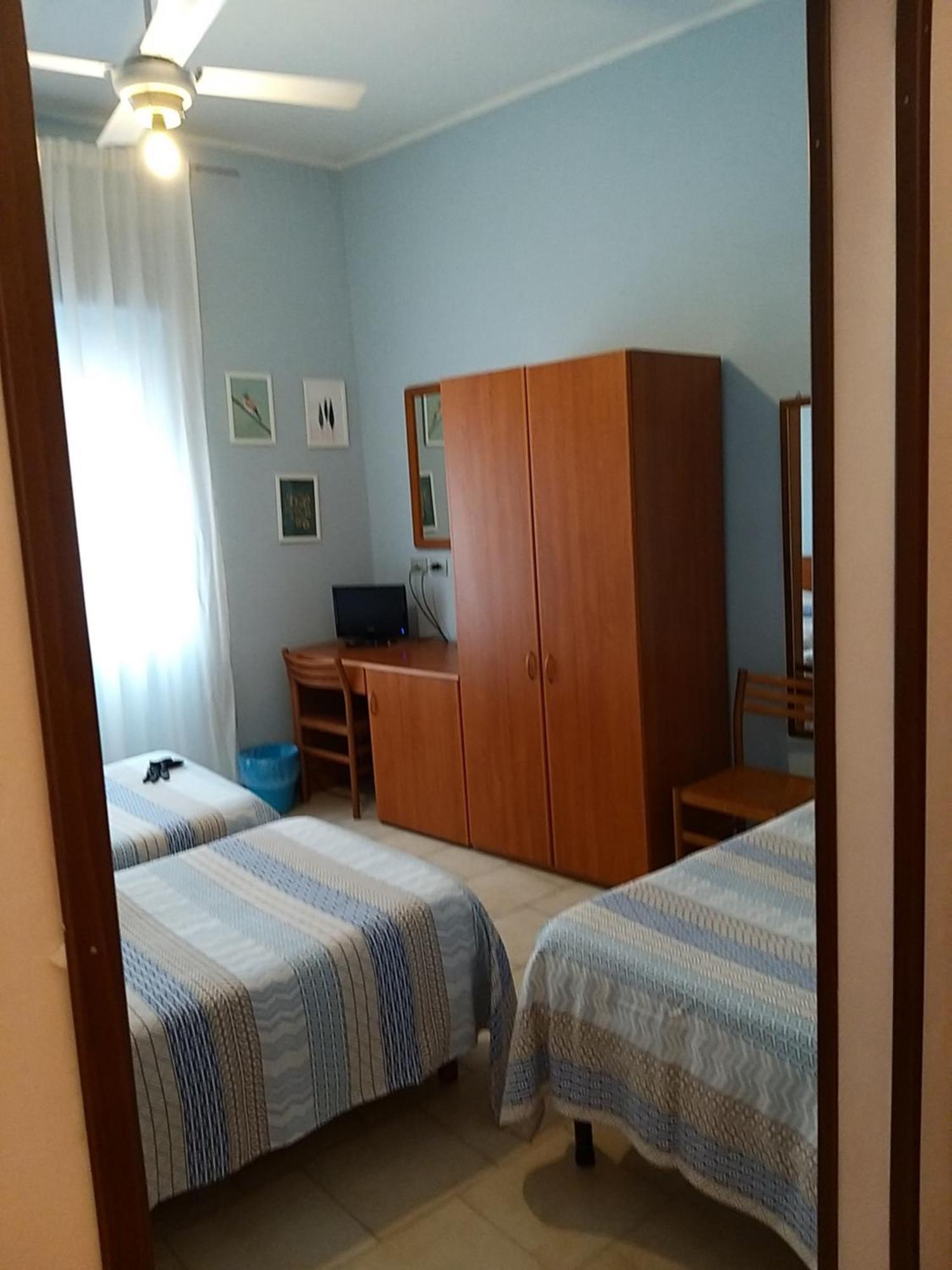 Hostal D'Annunzio House سيسانو بوسكون المظهر الخارجي الصورة